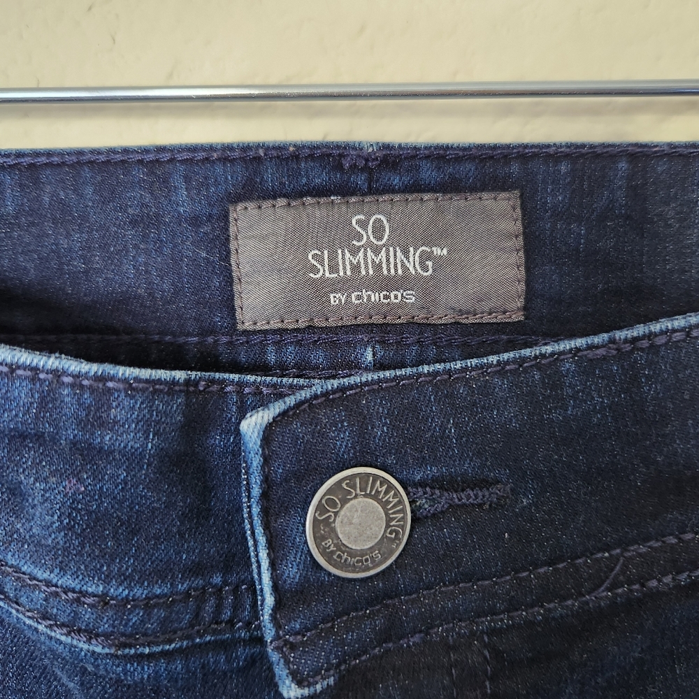 Chico's Dark Wash So Slimming Rhinestone Denim Jeans Size 1 - Picture 6 of 10